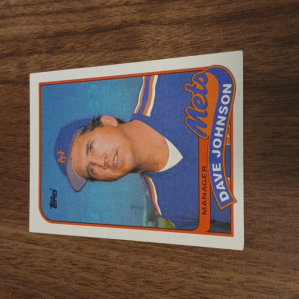 Dave Johnson Mets 2.5 in x 3.5 in black red blue orange white baseball card